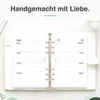 
A5 Kalendereinlage Dot Grid im Organizer – Lifestyle-Flatlay