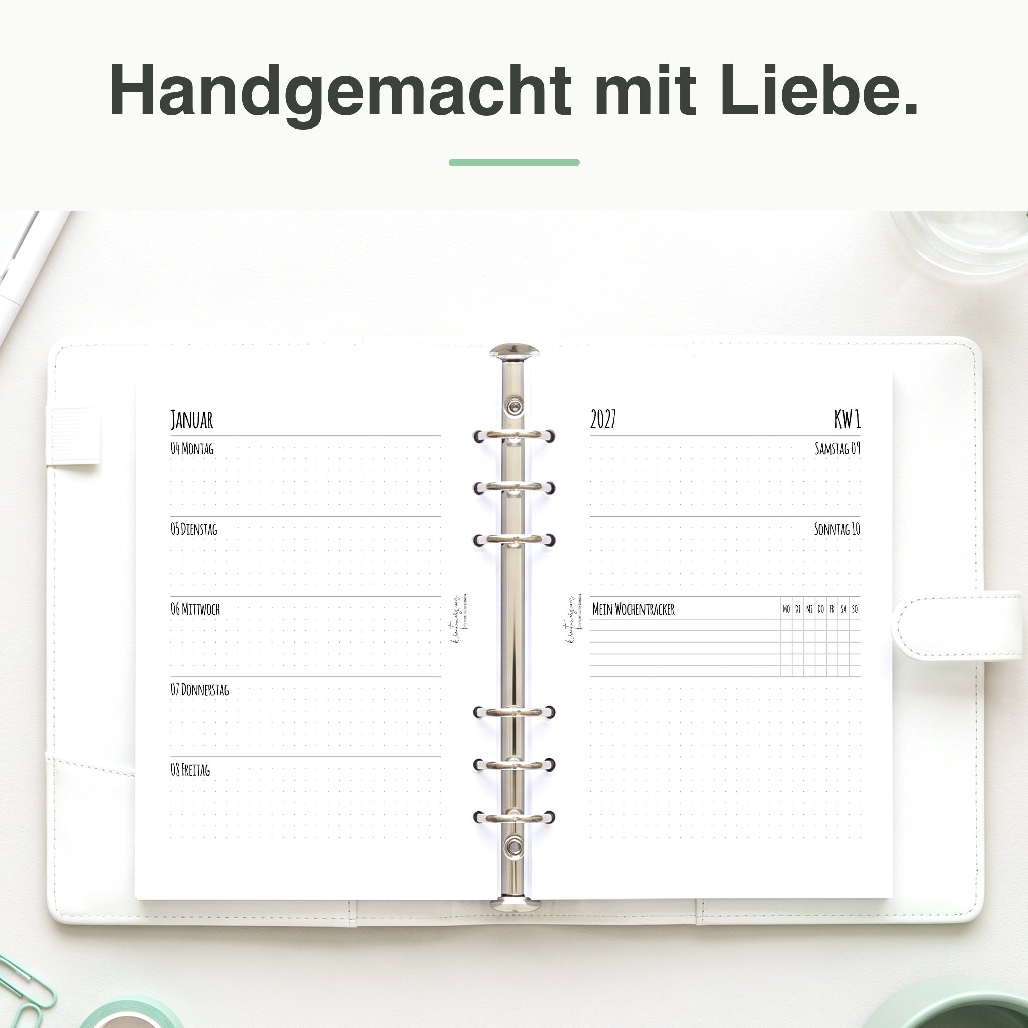 
A5 Kalendereinlage Dot Grid im Organizer – Lifestyle-Flatlay