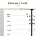 
Detail der A5-Kalendereinlage: Premiumpapier, Schnittkante und 6-fach-Lochung