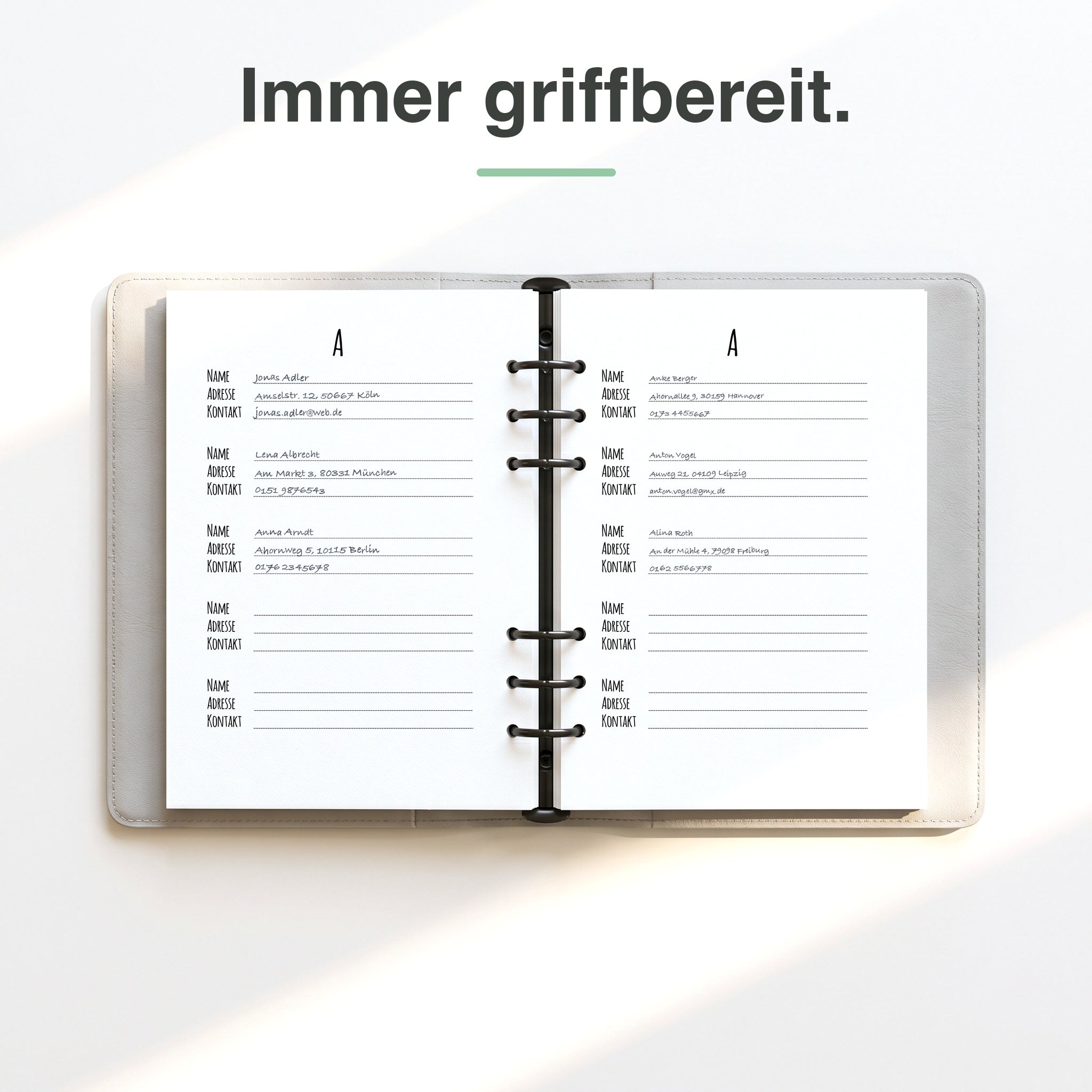 
A5 Adressliste handschriftlich ausgefüllt, Kontakte eingetragen